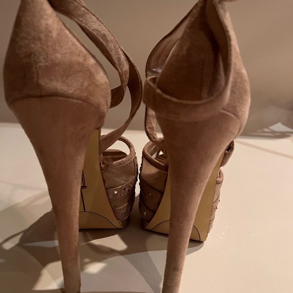 Zigishoho suede peep toe 6inch strap heels never worn - Picture 3 of 5